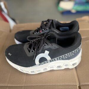 On Running Shoes Cloudmonster 2 black and white- size 8.5